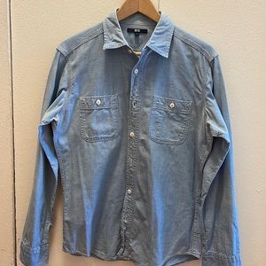 Used Uniqlo Long Sleeve L/S Button Down Chambray Size Small